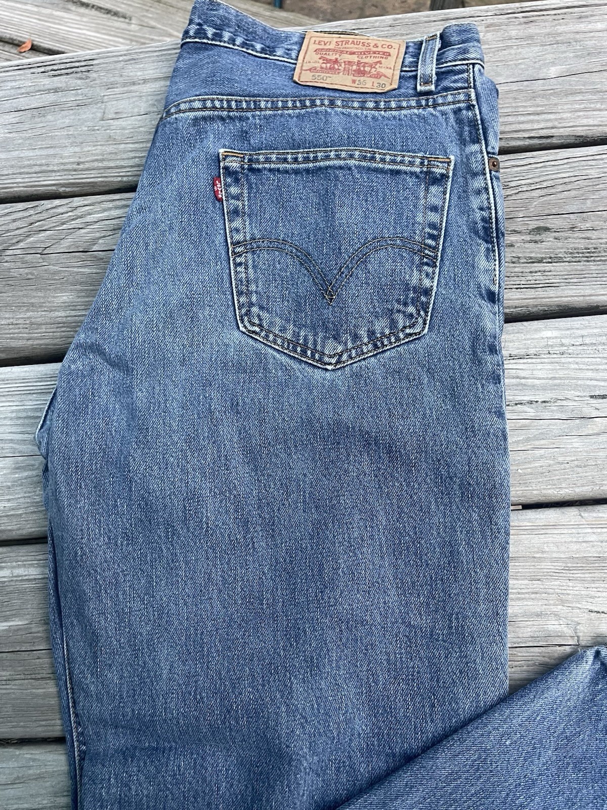 Levis 550 Relaxed Fit Jeans Mens 36×30 Blue Denim New Classic Straight Leg