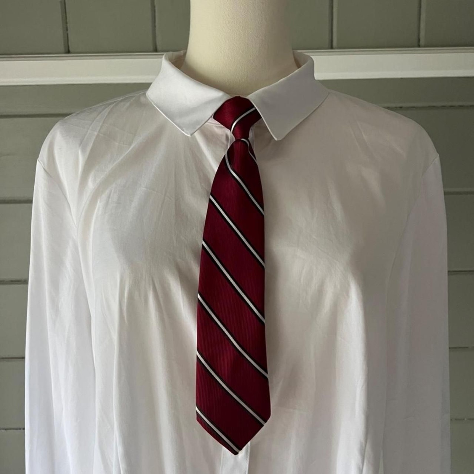 Unbranded Men’s White and Red Accessory