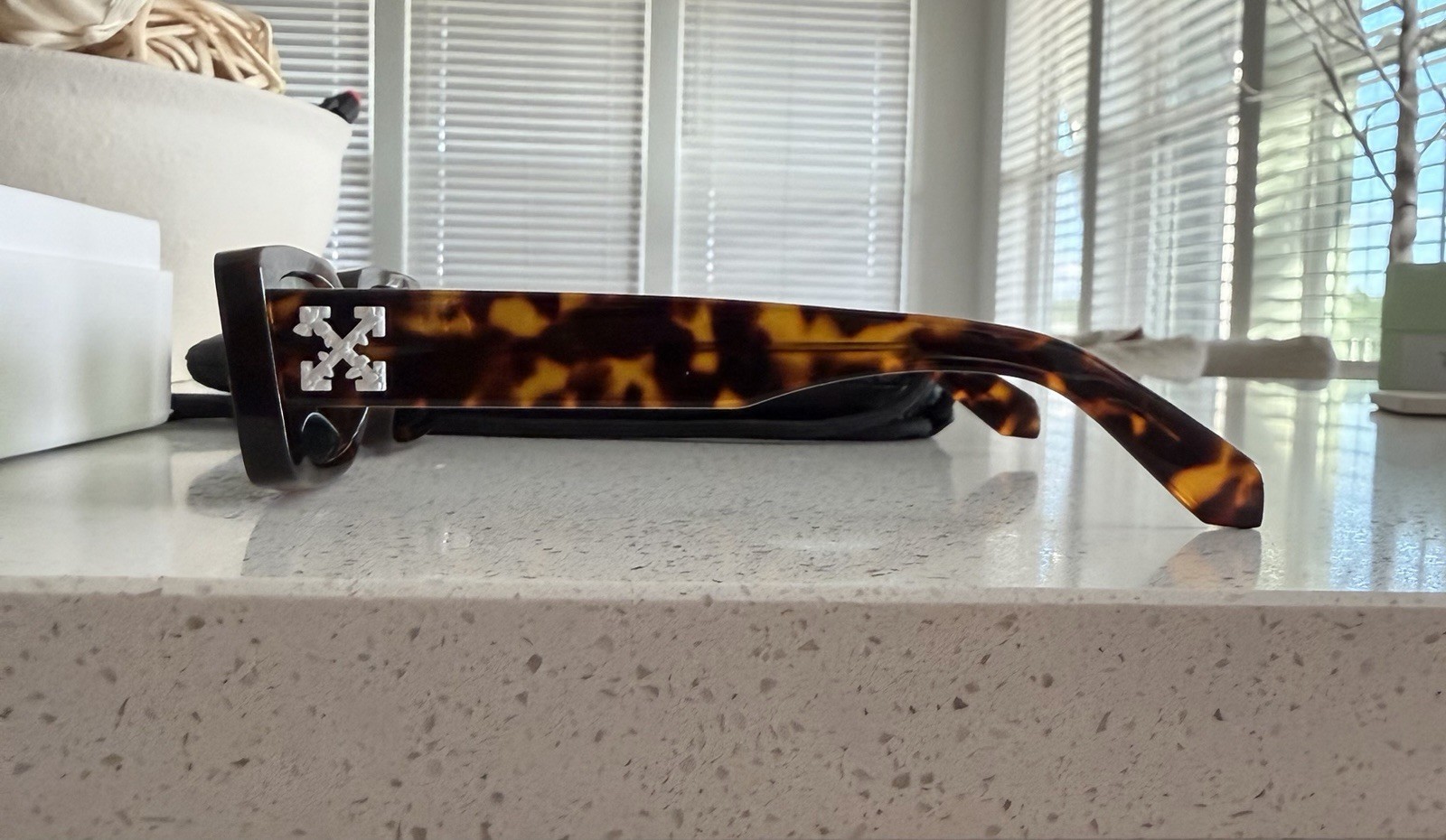 2 Off-White Arthur Rectangular Sunglasses (100% AUTHENTIC) 1 Black & 1 Brown