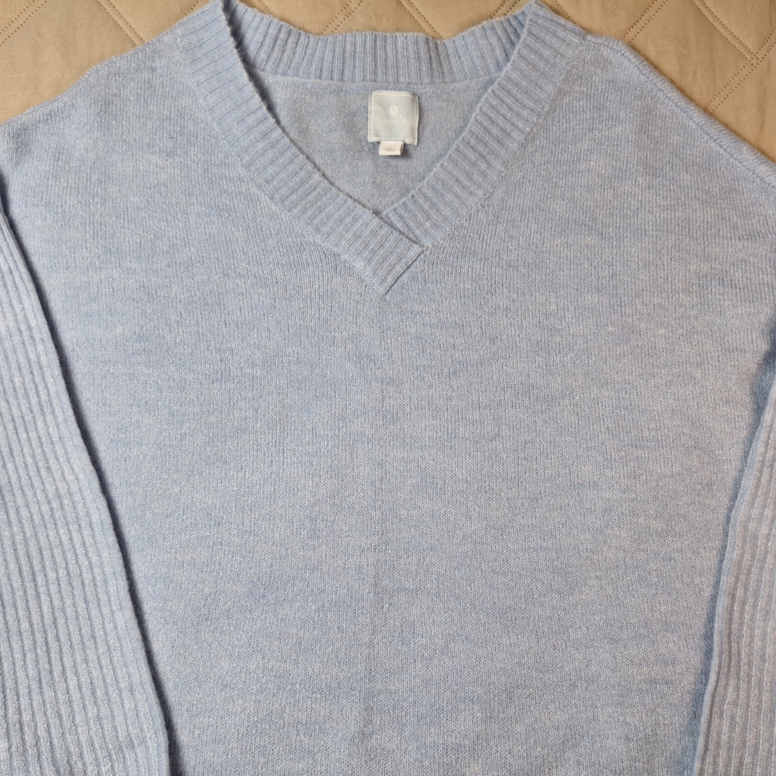 SUNDAY Acrylic Blend Super Soft Sweater Womens Sz L Sky Blue V-Neck Swoop L/S