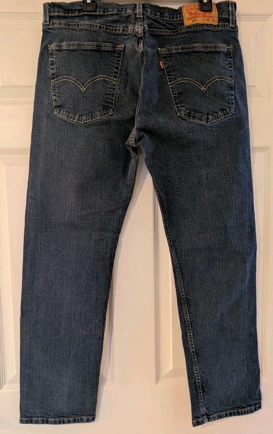 Levi’s 505 Men’s Blue Denim Jeans Straight Leg Regular Fit Mid Rise 5-Pocket