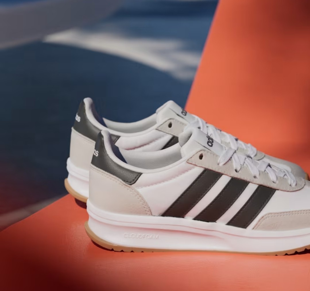 Size 7-Adidas Run 70s 2.0 Juniors White/black/grey (JI2266)