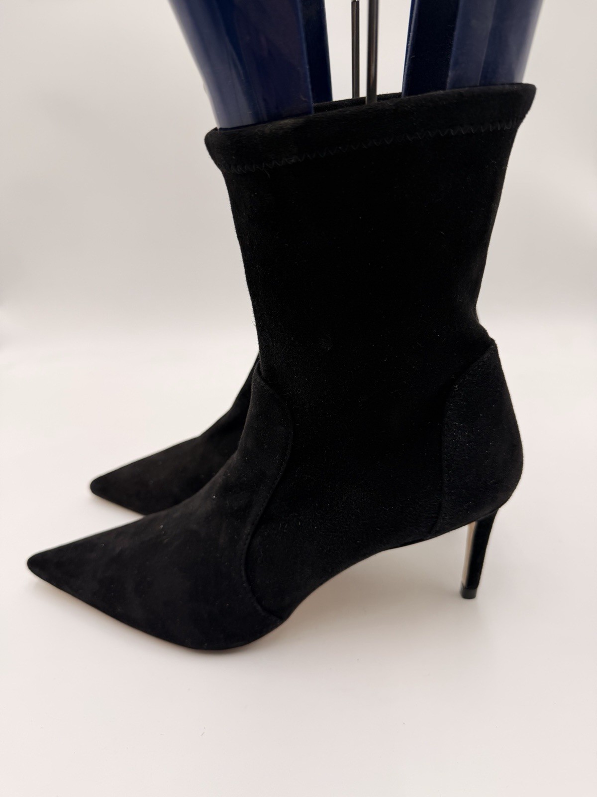 Stuart Weitzman STUART 75 STRETCH BOOTIE in black suede Size 10