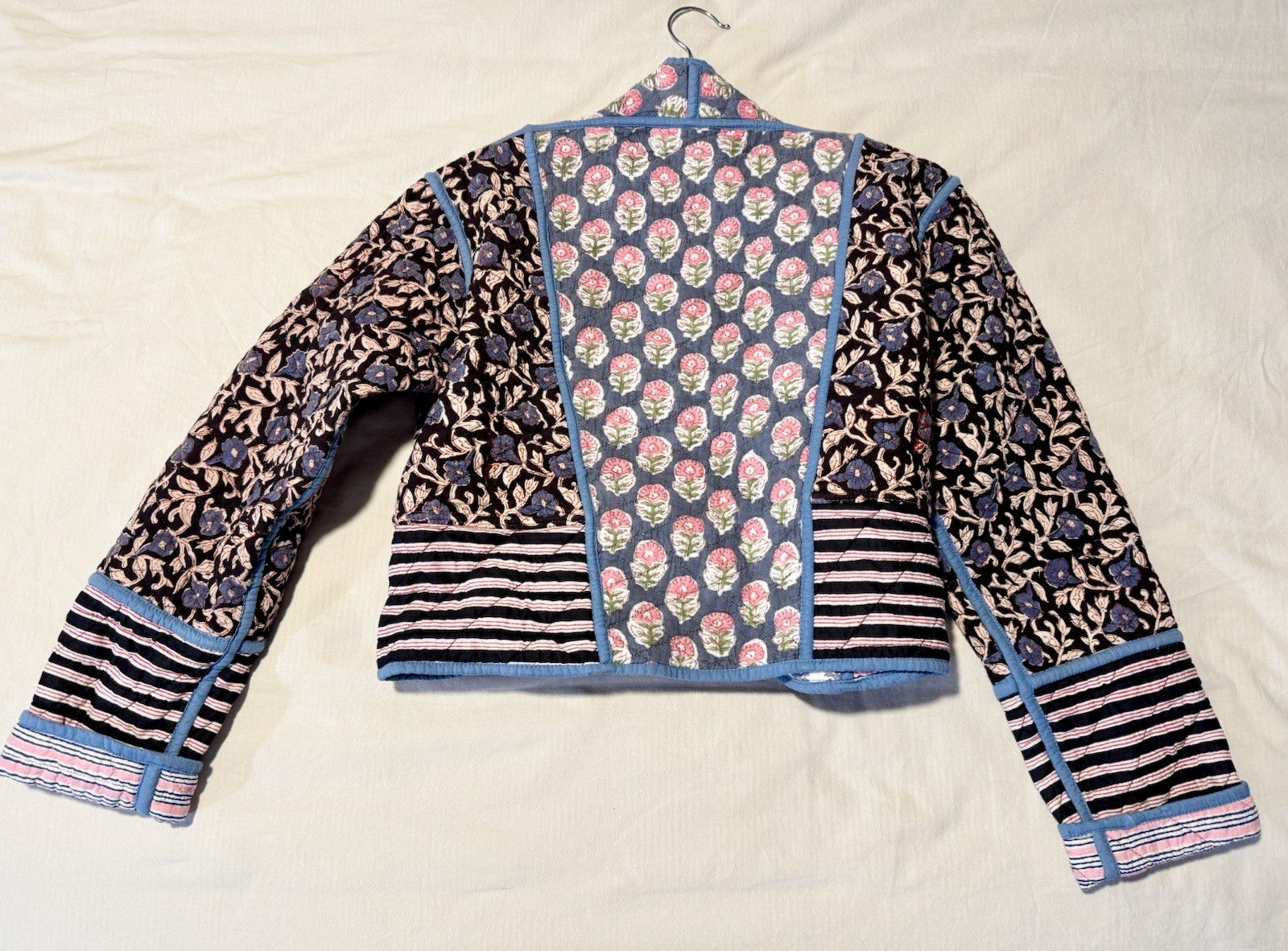 Beautiful Reversible Quilted Jacket Size Small