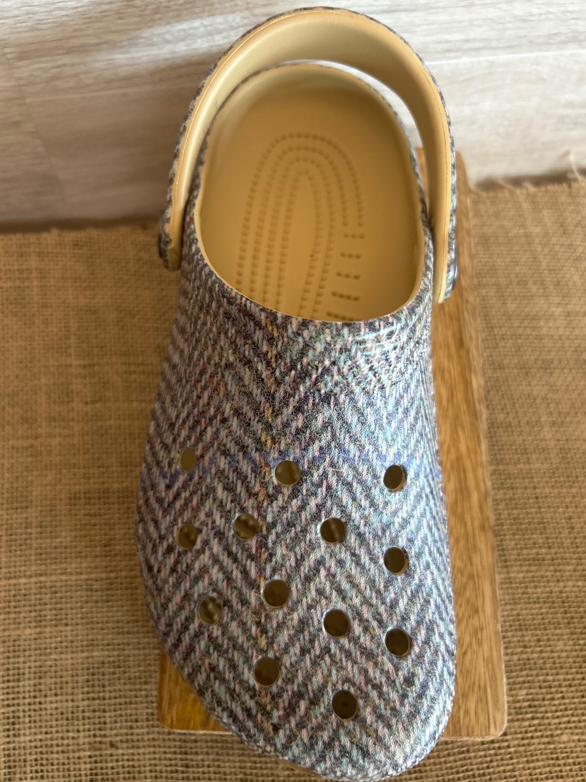 Crocs Classic Wheat Tweed Clog Slip -on Sandals Shoes US Size M6/W8