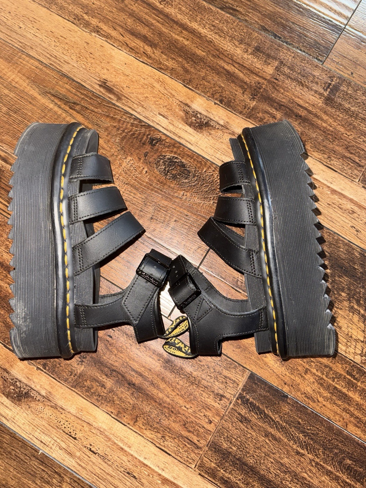 Dr. Martens Doc Martens Women’s Size 6 Blaire Black Leather Platform Sandals