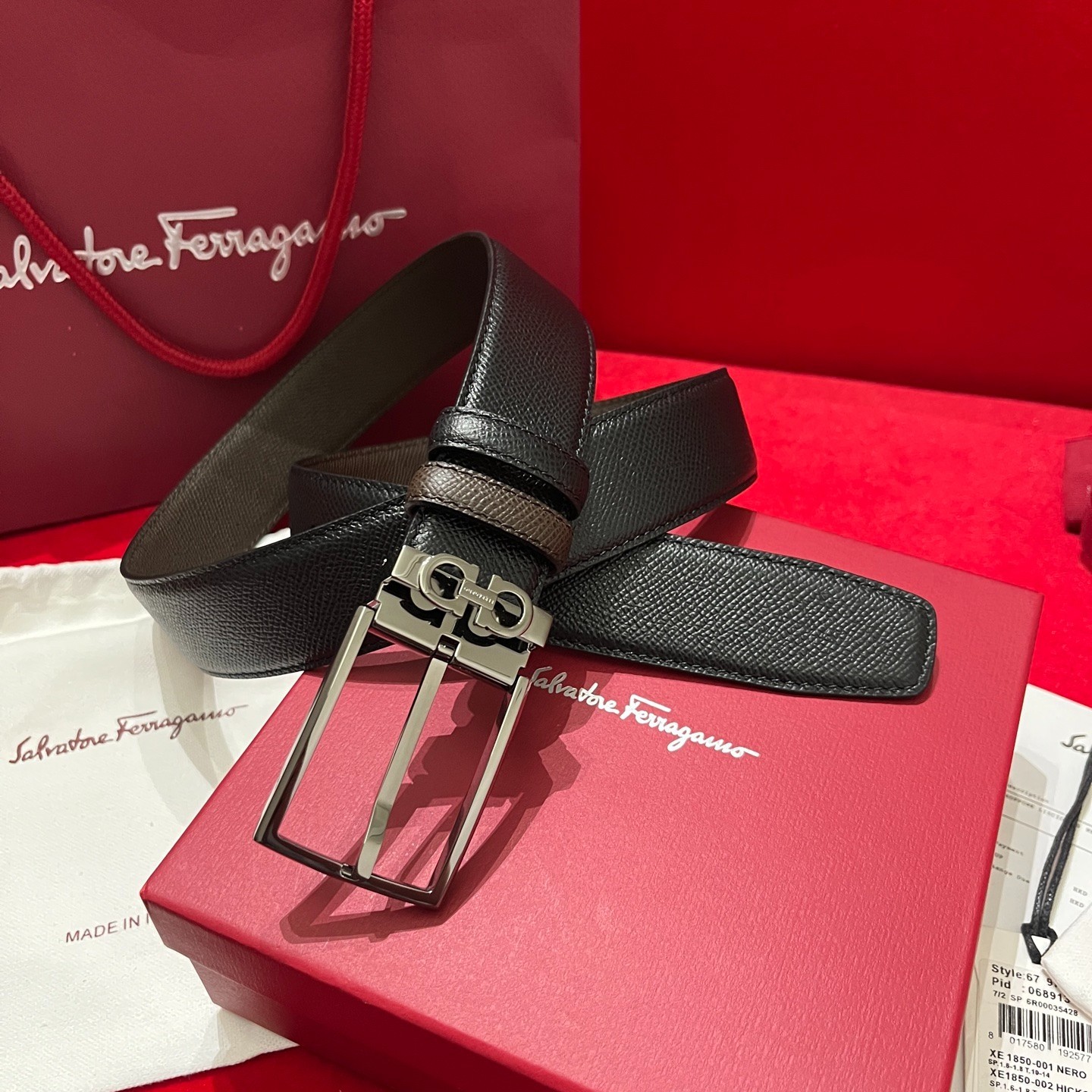 Salvatore Ferragamo Belt Handcrafted classic Gunmetal Buckle Reversible