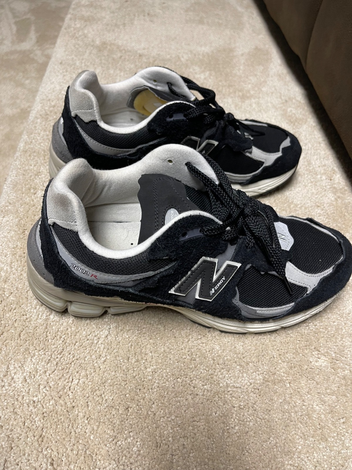 New Balance 2002r Black Grey Size 11