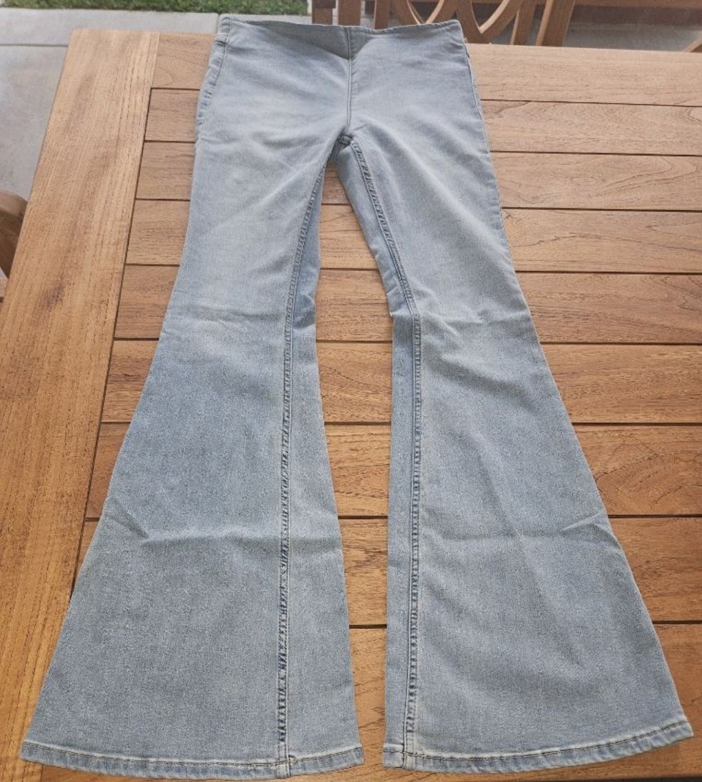 EUC Free People We The Free Penny Pull-On Flare Jeans Womens Glass Blue Sz 30