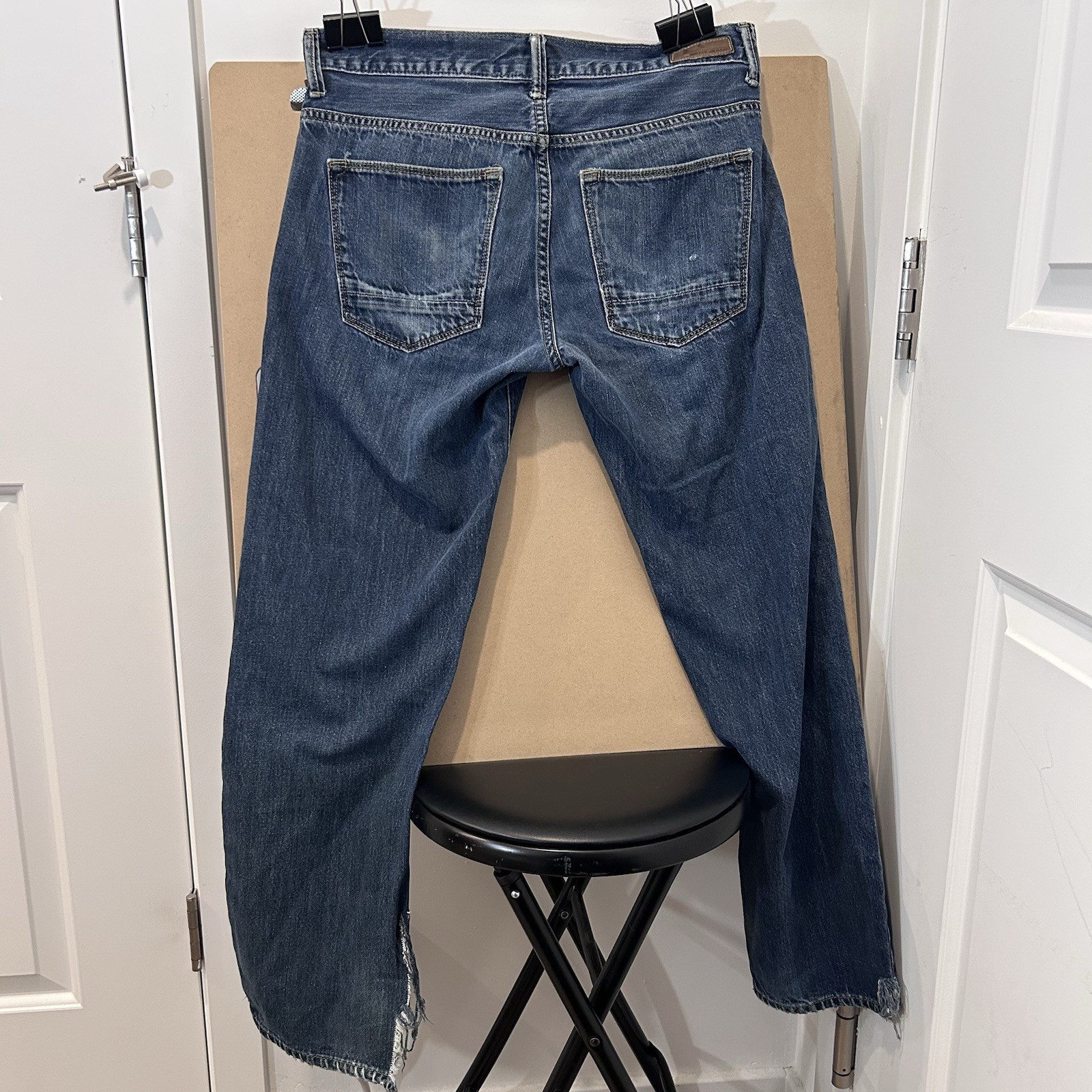 DKNY Jeans Straight Leg Distressed Men’s Jeans Cotton Zip 32 X 30 Comfy!