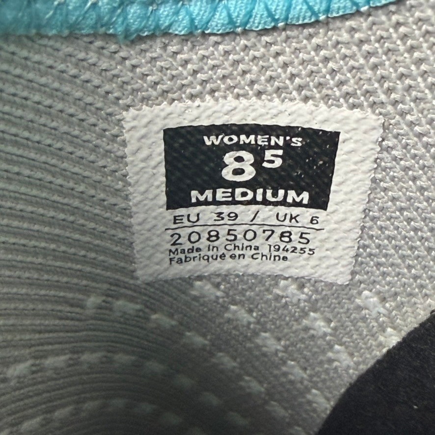 Kuru Atom Womens 8.5 White Blue Slip On Walking Shoes Comfort Sneakers 20850785