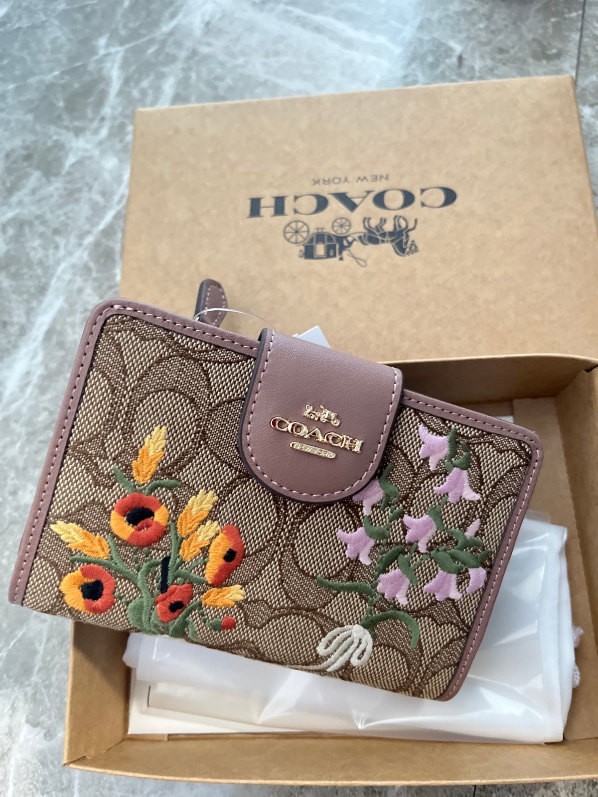 NEW COACH CEC32 Medium Corner Zip Wallet Signature Jacquard w Floral Embroidery