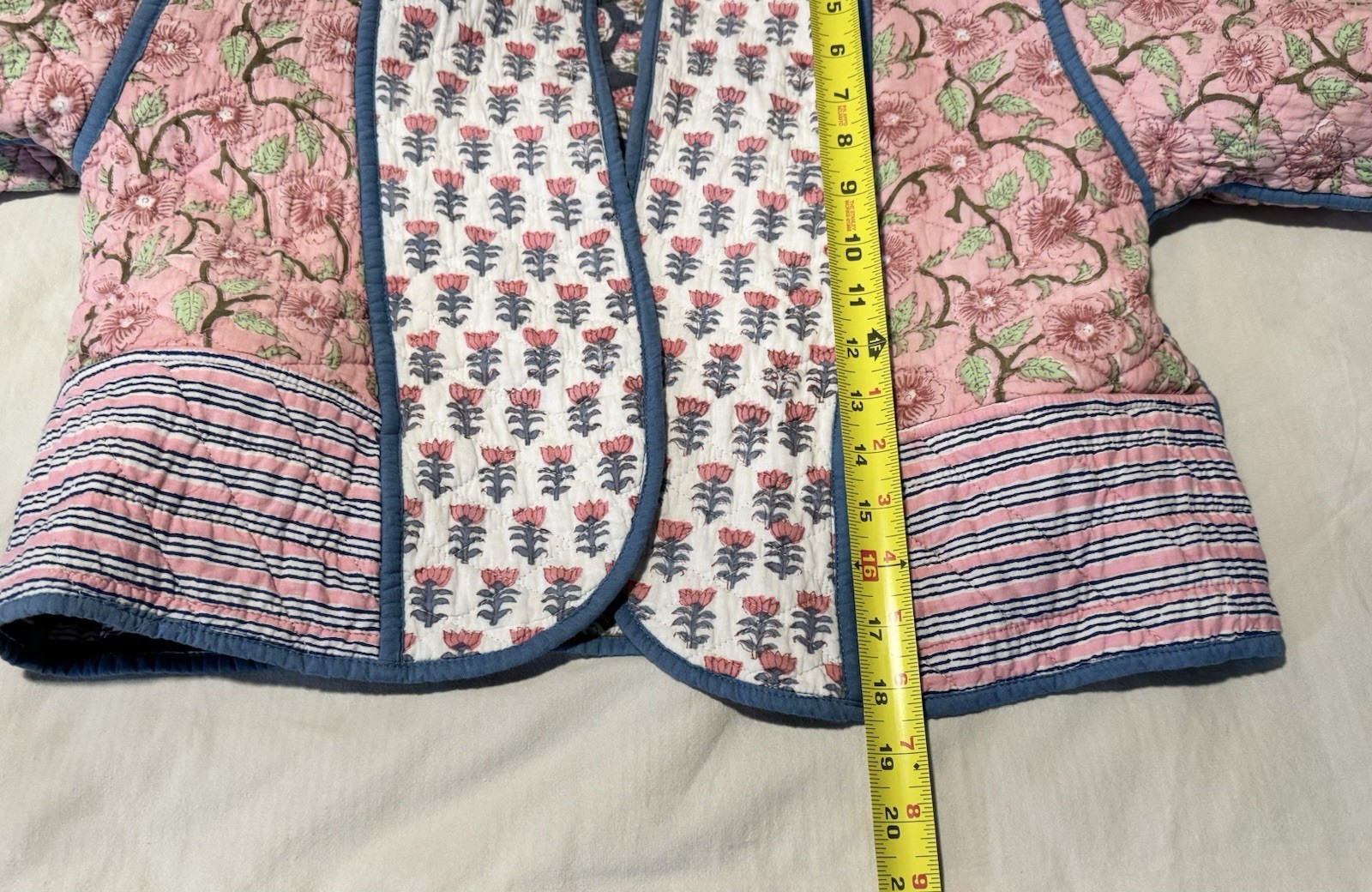 Beautiful Reversible Quilted Jacket Size Small