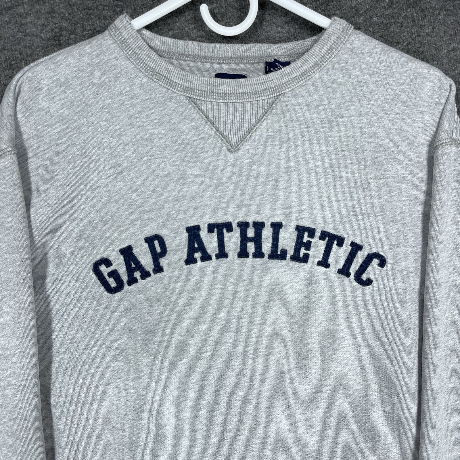 Vintage Gap Sweatshirt Men’s Small Gray 90s Y2K Boxy Athletic Distressed