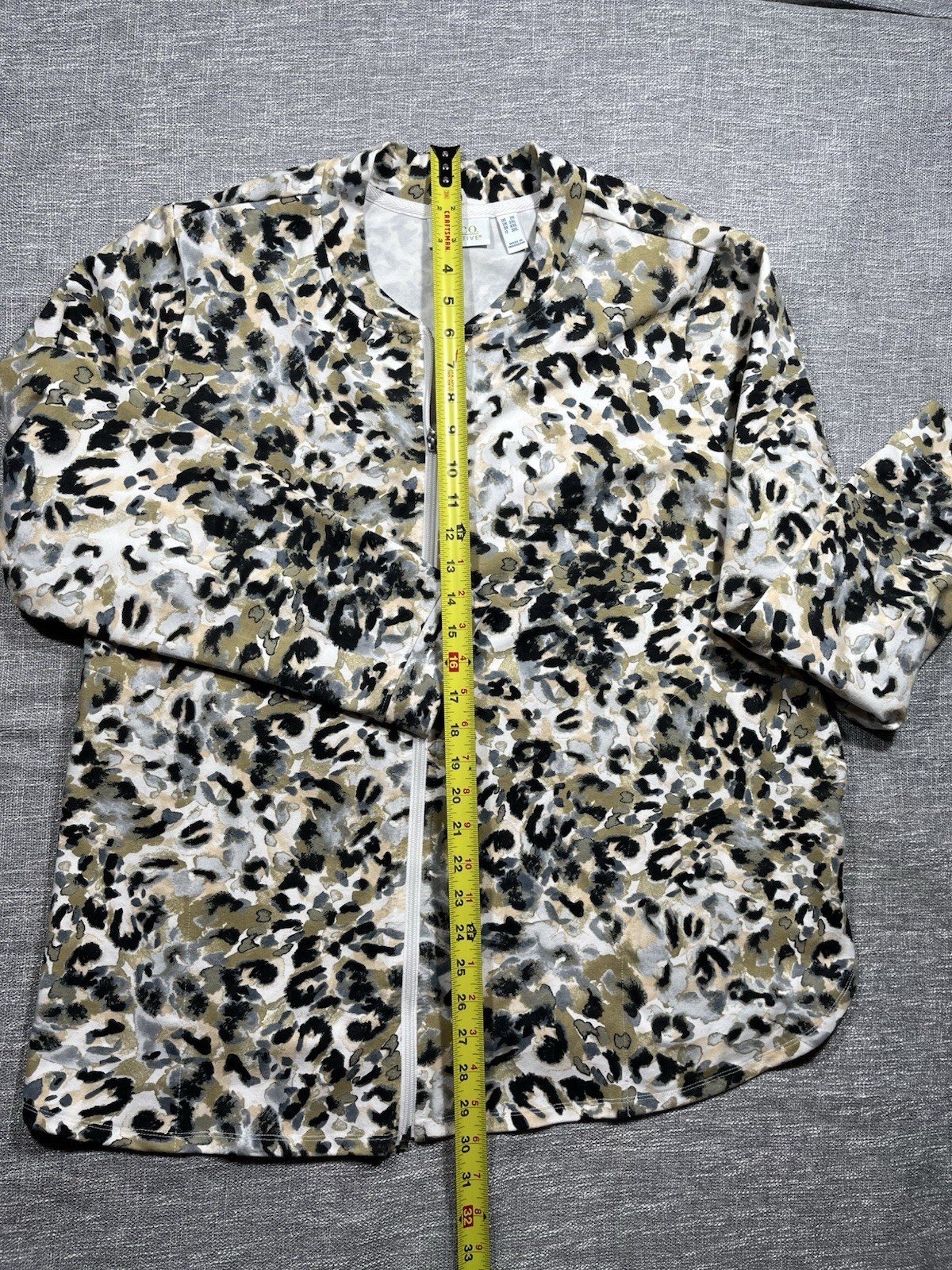 d&co. active Women’s Plus 2X Multicolor Leopard Print Full-Zip Jacket Pockets