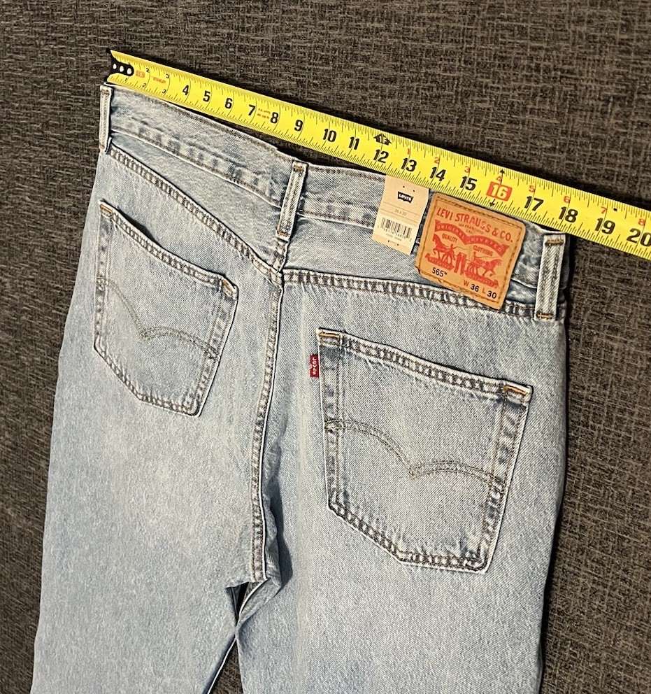 Levi’s NWT 565 97 Loose Straight Light Wash Jeans 36 X 30 Men’s