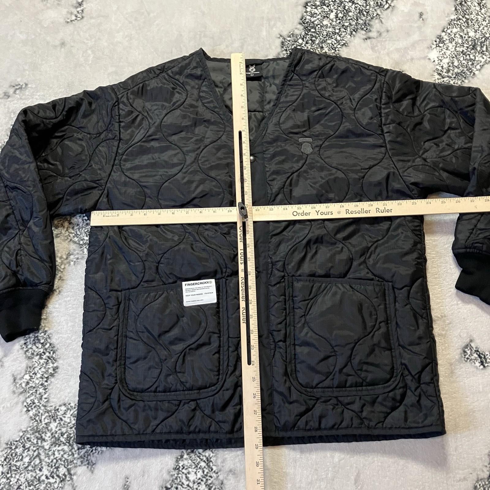 FINGERCROXX Jacket Mens Size Large Black Quilted Military Style Logo Ribbed Cuff