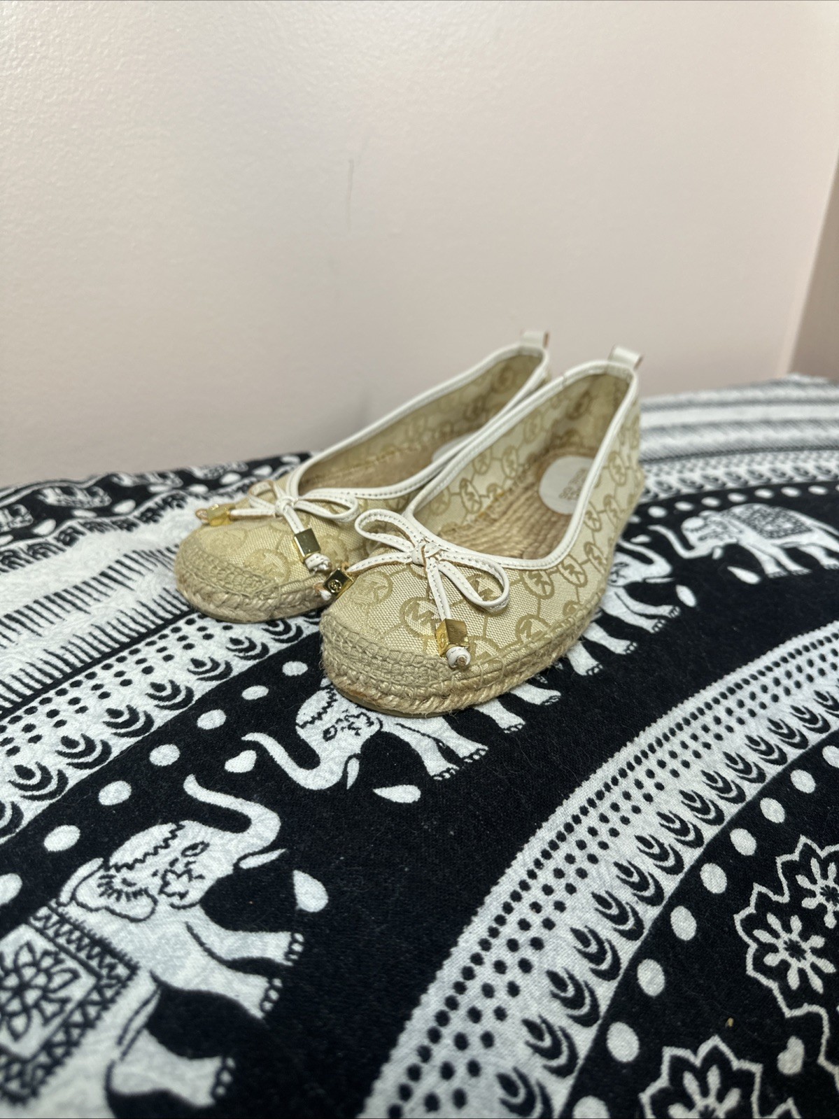 Michael Kors Espadrille Flats Womens 7 Tan Excellent Bow Logo AG11K