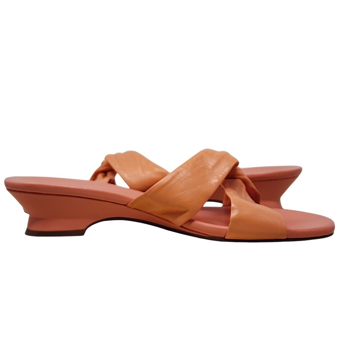 Liz Baker Slides Sandals 9.5 M Womens Peach Leather Knot Kitten Heel Slide Mules