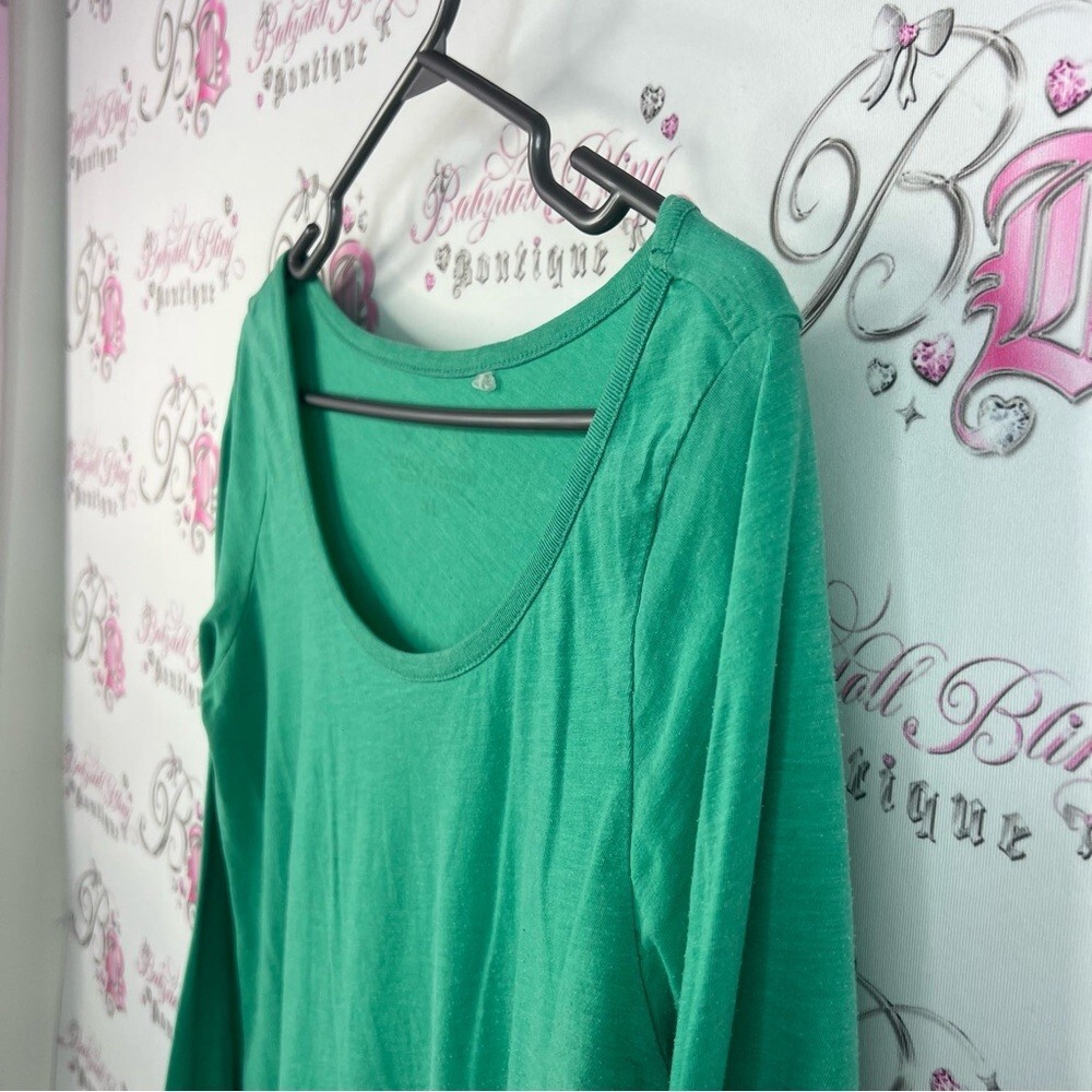 Long sleeve top stretchy Green Long Sleeve round neckline shirt green luxe