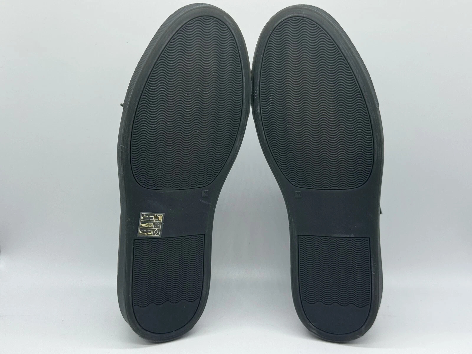 Common Projects Achilles Tech 2388-5773 Mens Size 7 Army Green
