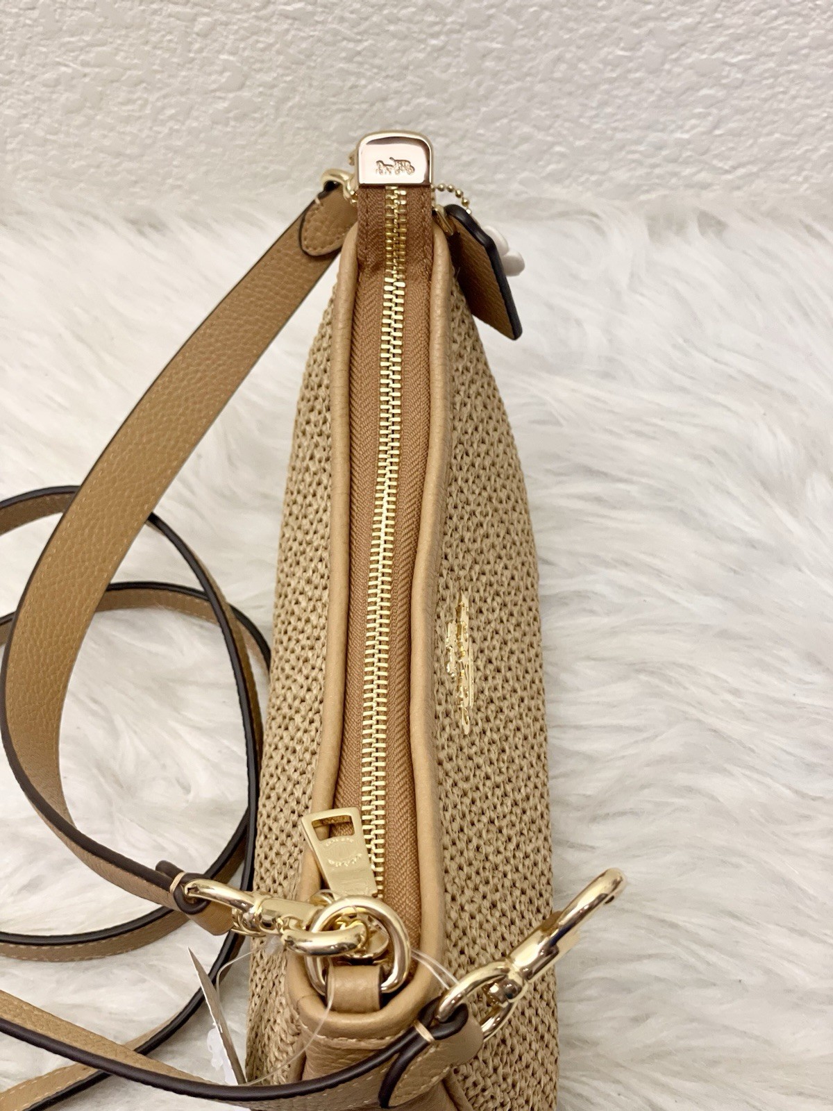 Coach CEC43 Teri Shoulder Bag With Charm straw/Im/Toast Leather NWT