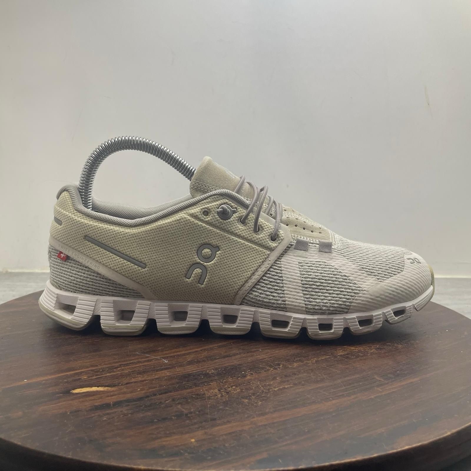 On Shoes Women’s 8 Cloud 5 Pearl White Mesh Low Top Running Athletic Sneaker