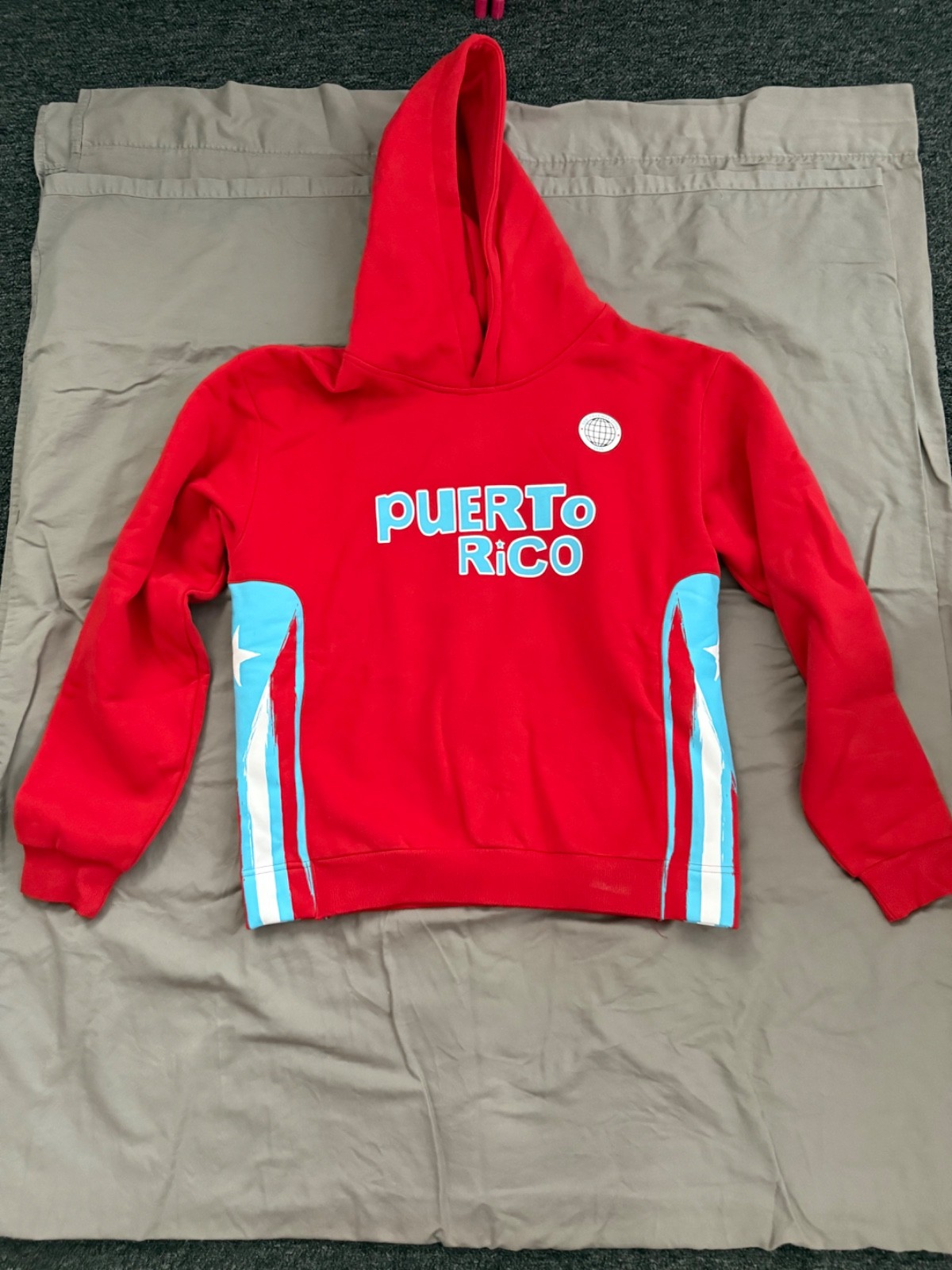 Bad Bunny Puerto Rico ResIDenciA En el Choli Red Graphic Print Hoodie XL