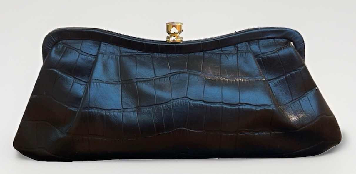 Vtg Banana Republic Black Croc Embossed Leather Clutch Holiday 2005 Kiss Lock