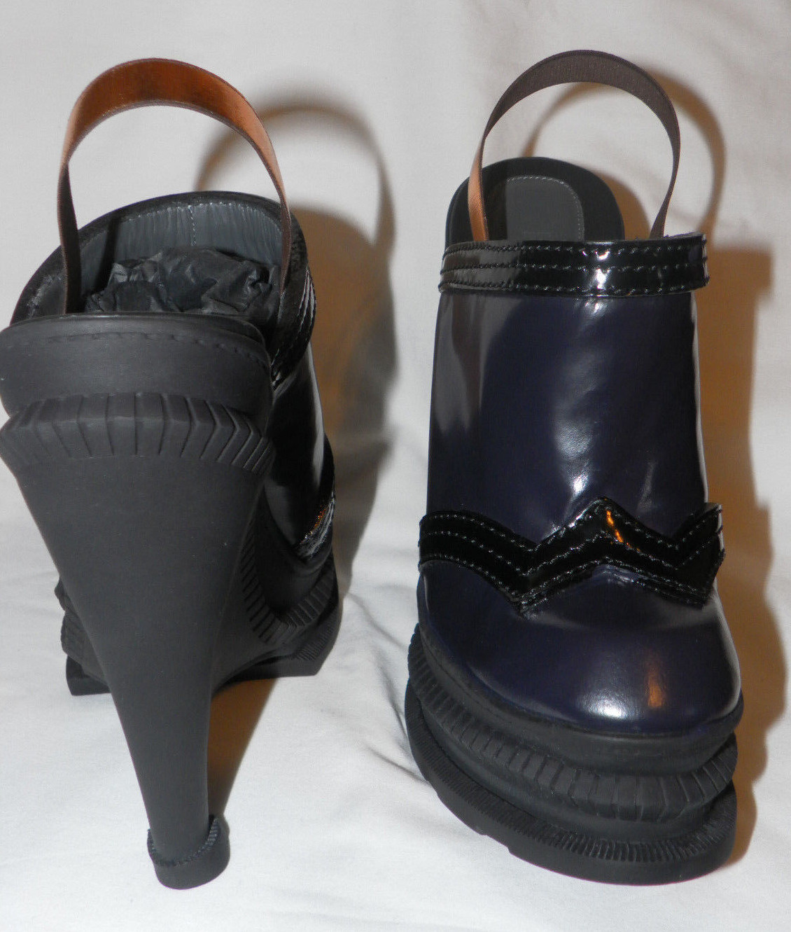 KENZO WEDGE CLOG BLACK & DEEP PURPLE HIGH HEEL WEDGE LEATHER SANDALS Sz. 38