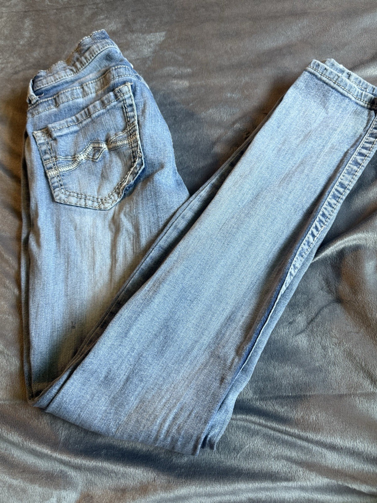 Mudd Women’s Skinny Jeans Size 7 Light Wash Distressed Mid Rise 5-Pocket