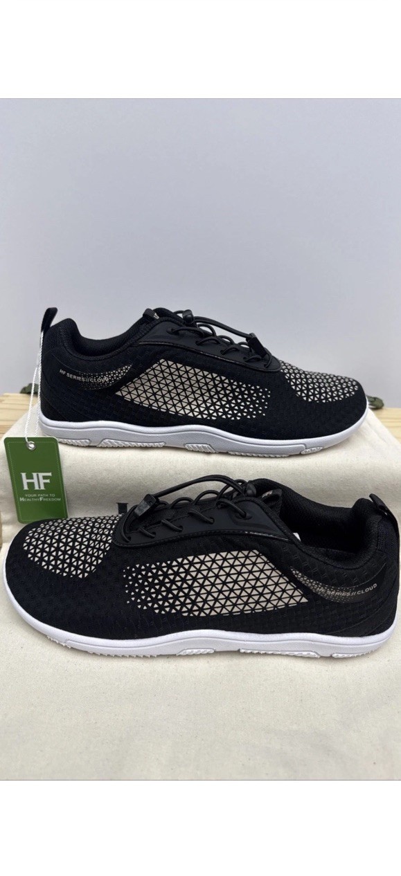NWT Hike Footwear Stride Black Barefoot Sneaker Unisex Size EU41 W10-10.5 M8-8.5