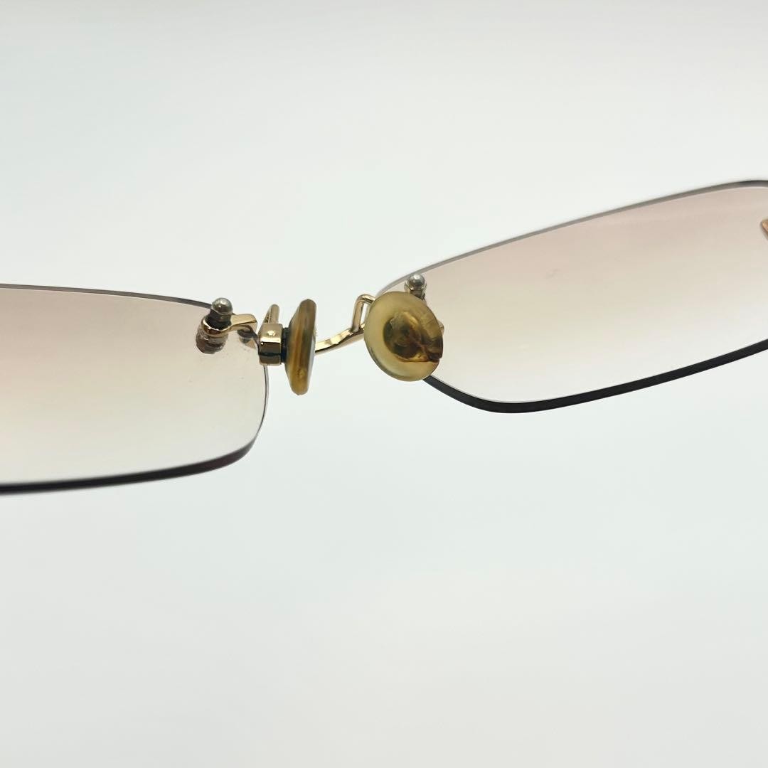 CHANEL 2072 Matelassé Sunglasses Rimless Two-Point Design lightweight appearance