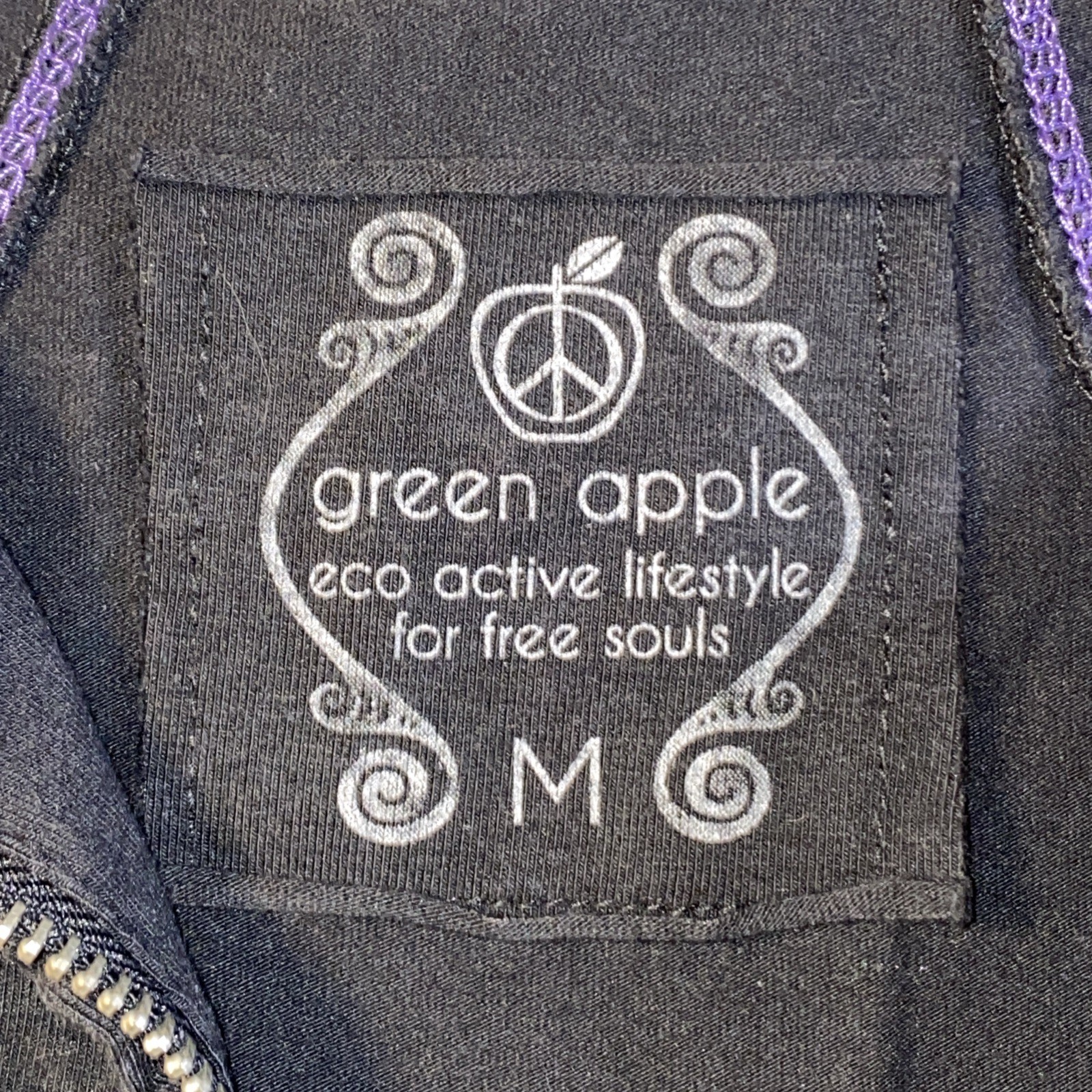 Green Apple Active long-sleeve Bamboo Full Zip Women’s Size Medium Black Jacket