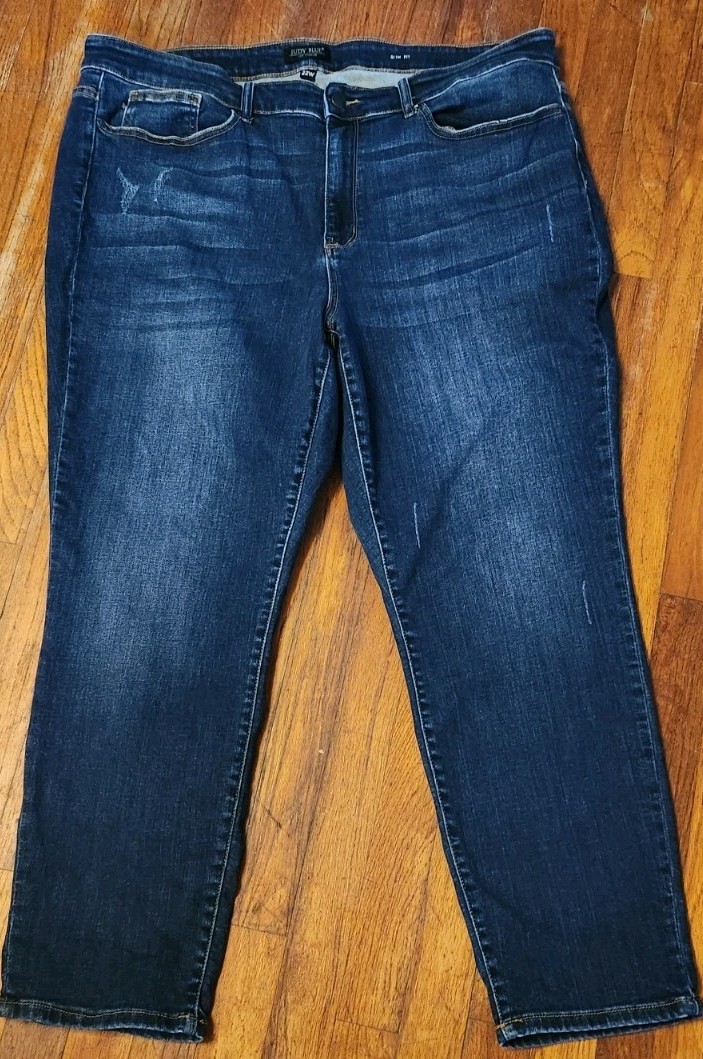 Judy Blue Jeans Slim Fit Womens 22W Stretch Denim Lite Distress 44X29 Free Ship