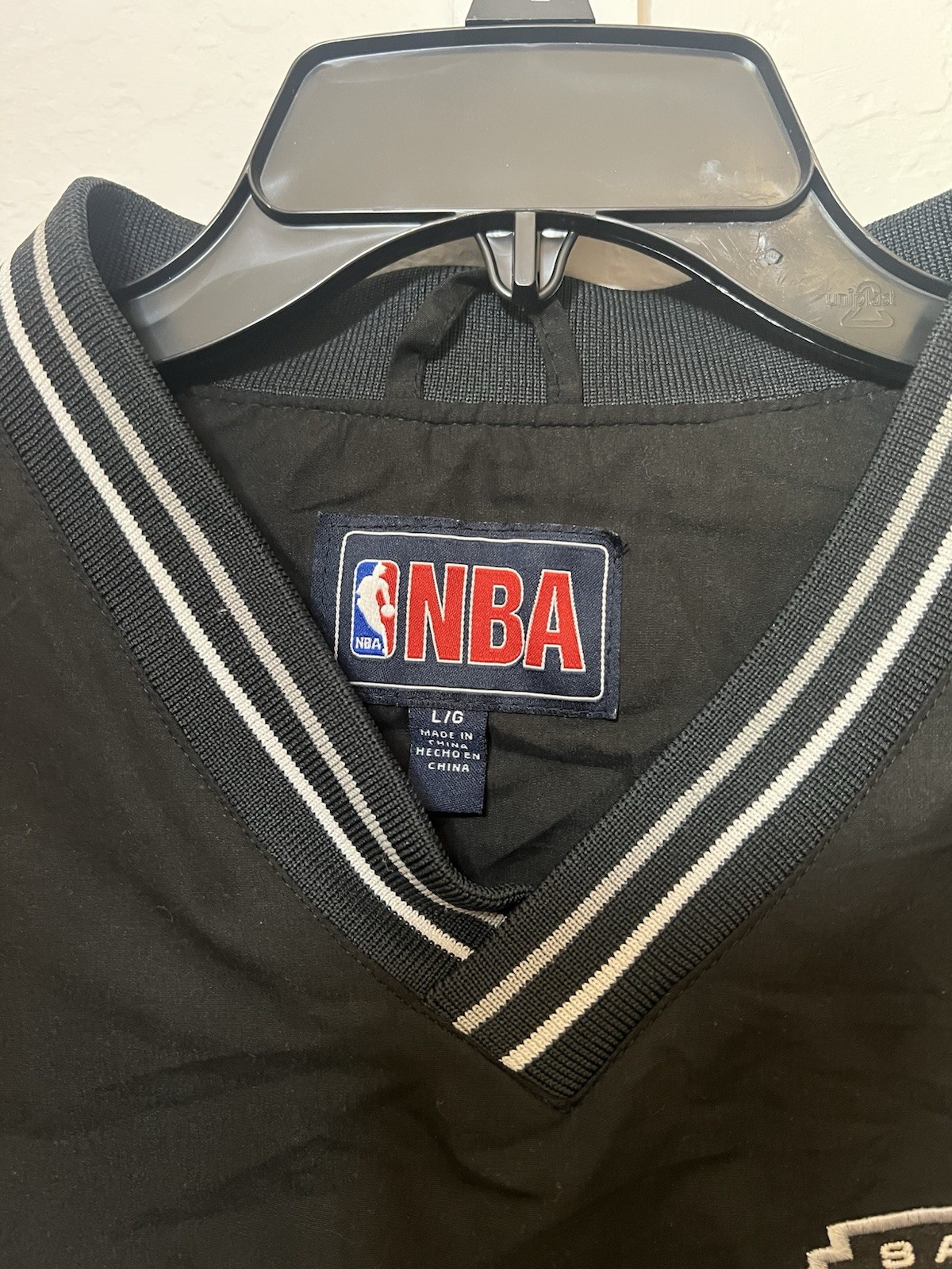 San Antonio Spurs Men’s Pullover Jacket NBA Brand Size Large