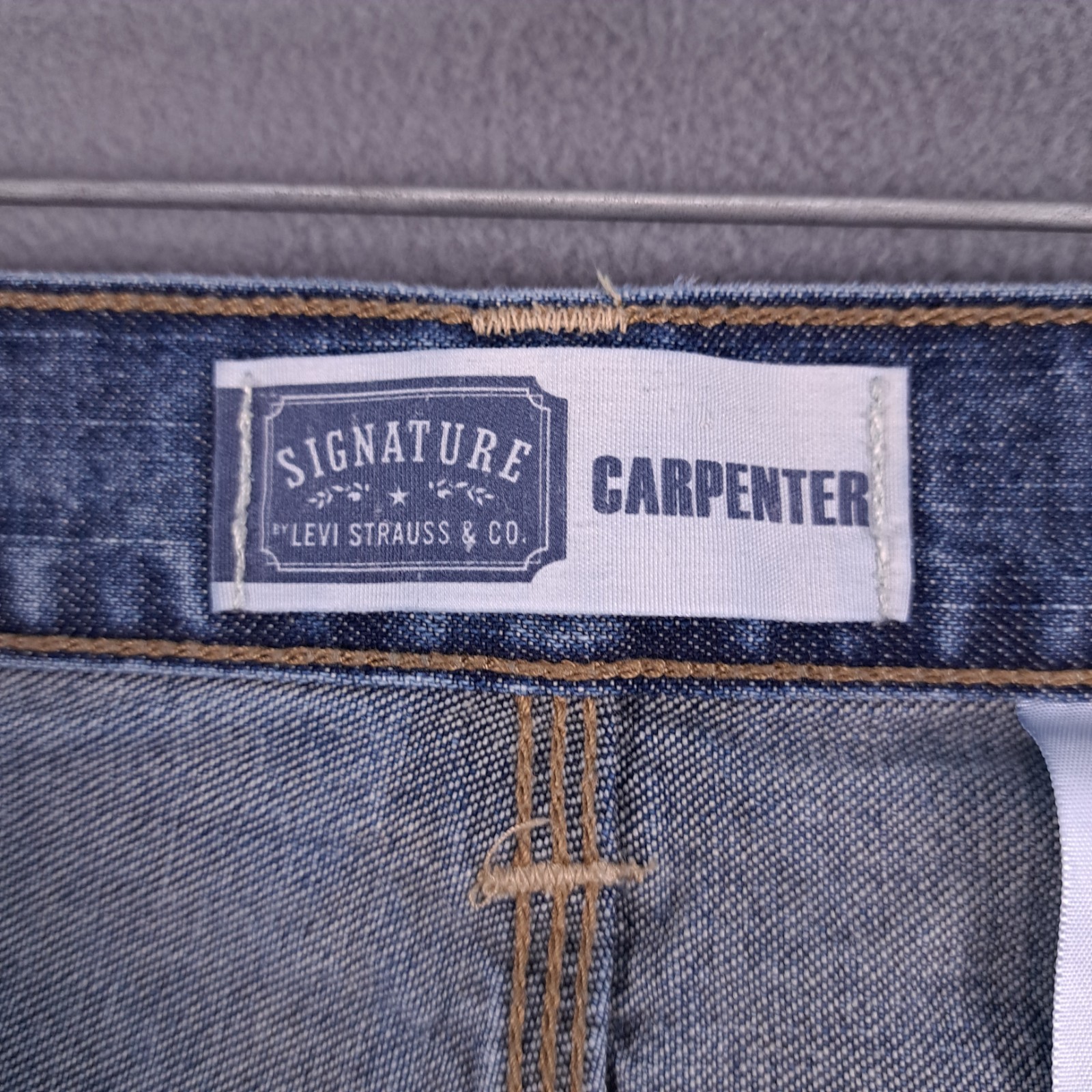 Signature Levis Jeans Mens 34 X 34 Blue Denim Carpenter Hammer Loop Workwear