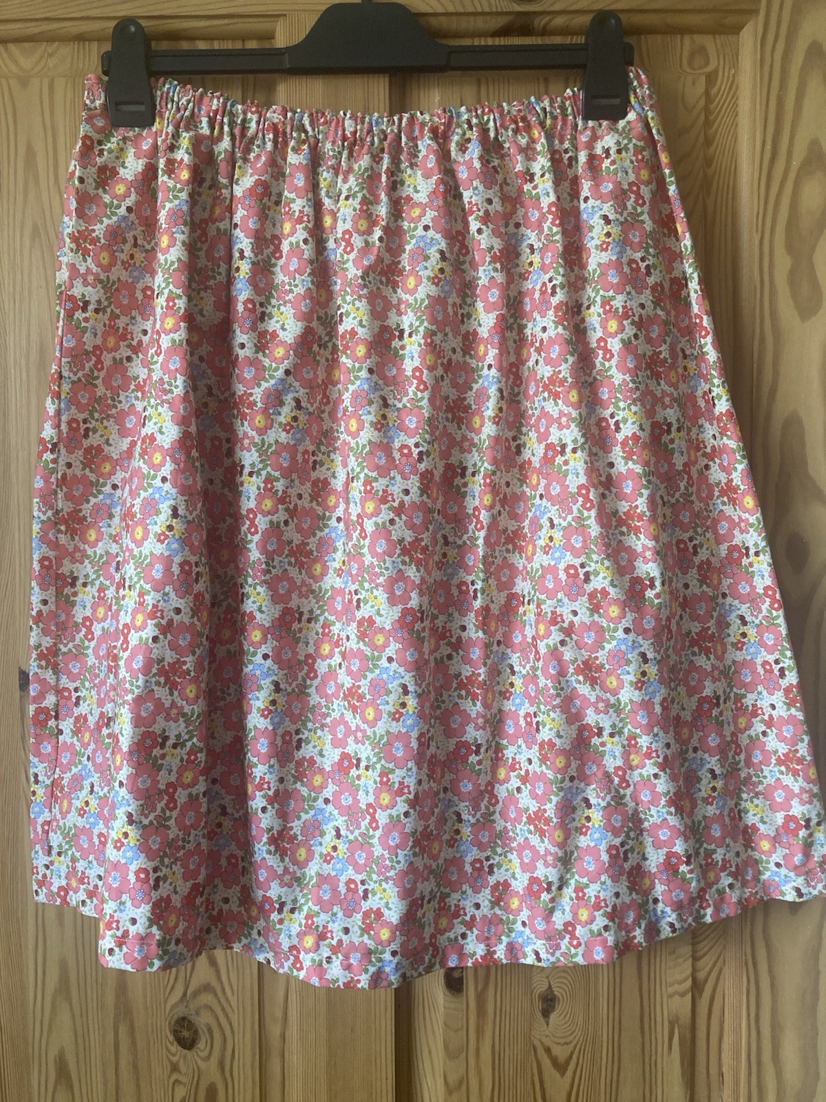 Vintage Style Handmade Summer Skirt. Red Floral Pattern.Cotton. Size 14/16