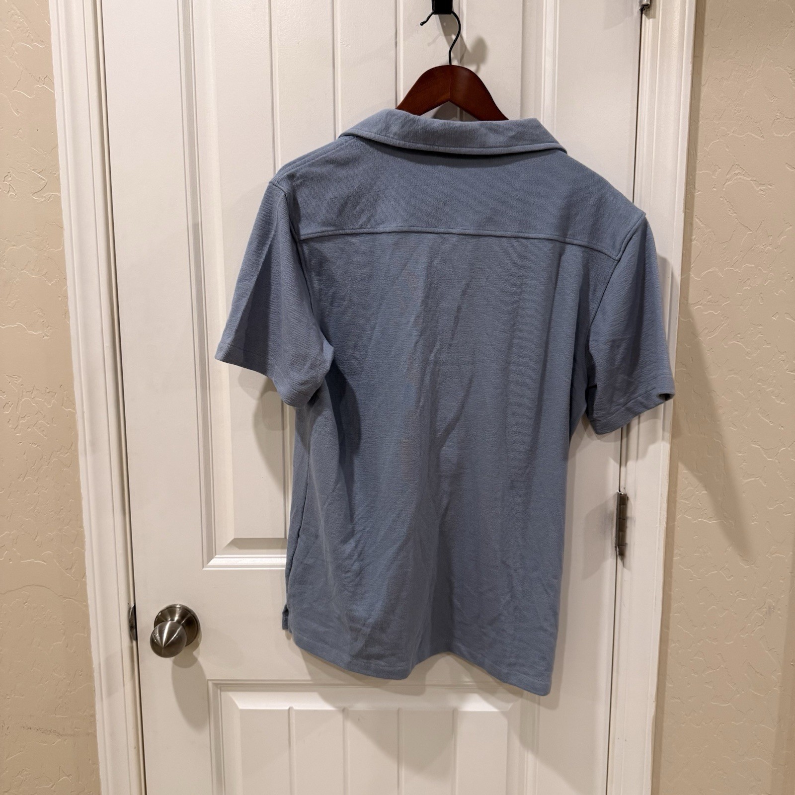 NWT Free Planet Men’s Medium Camp Collar Button Front Shirt Blue