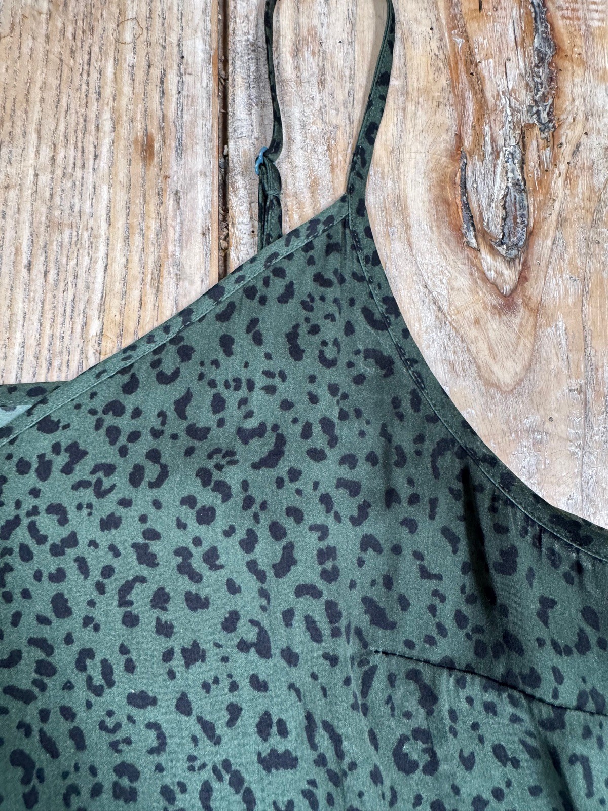 Fantastic HUSH Dark Green & Black Leopard Print Silky Camisole Cami TOP, 16 *4