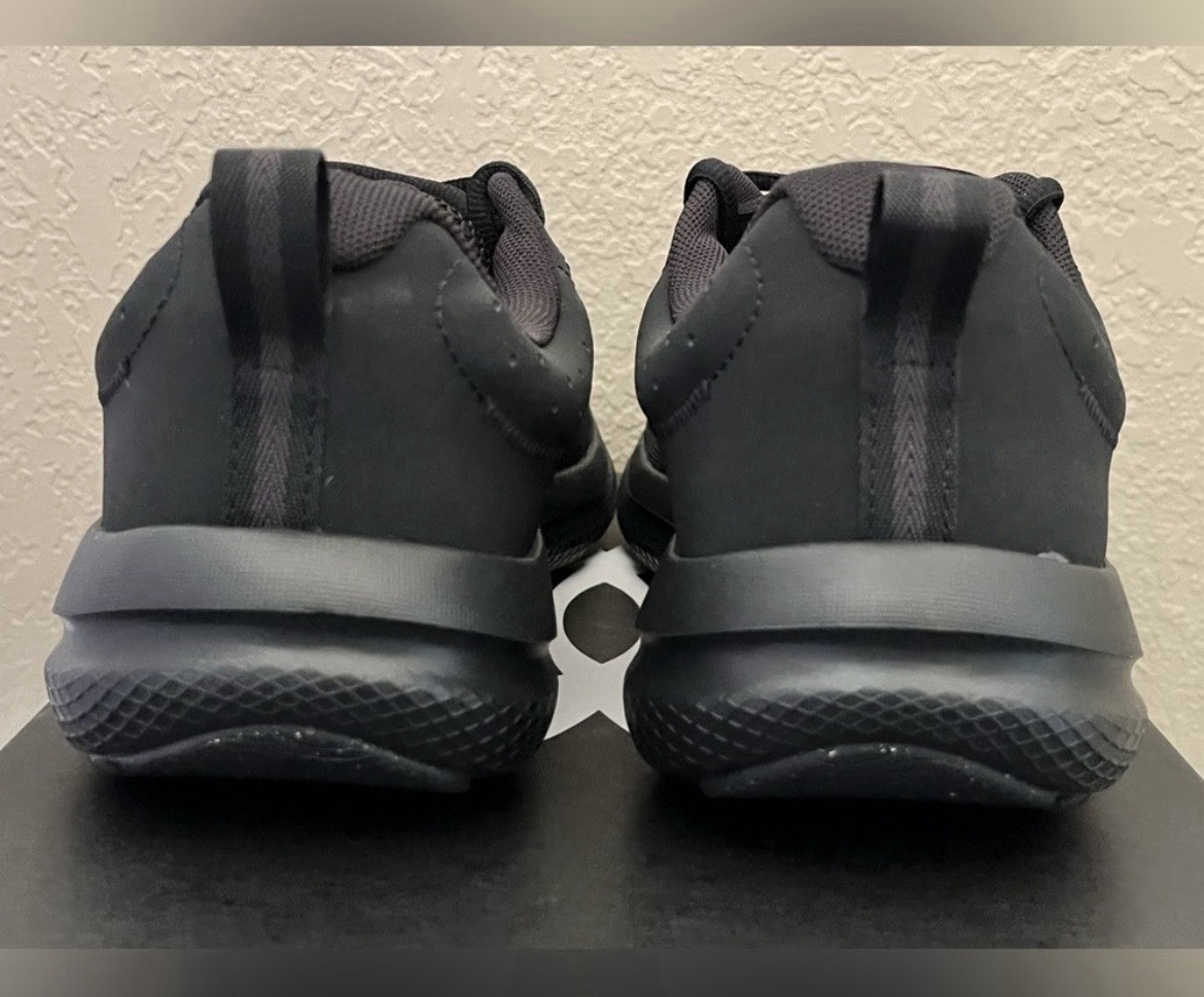 Under Armour Men’s Charged Assert 10 Shoes Black Color Size-10