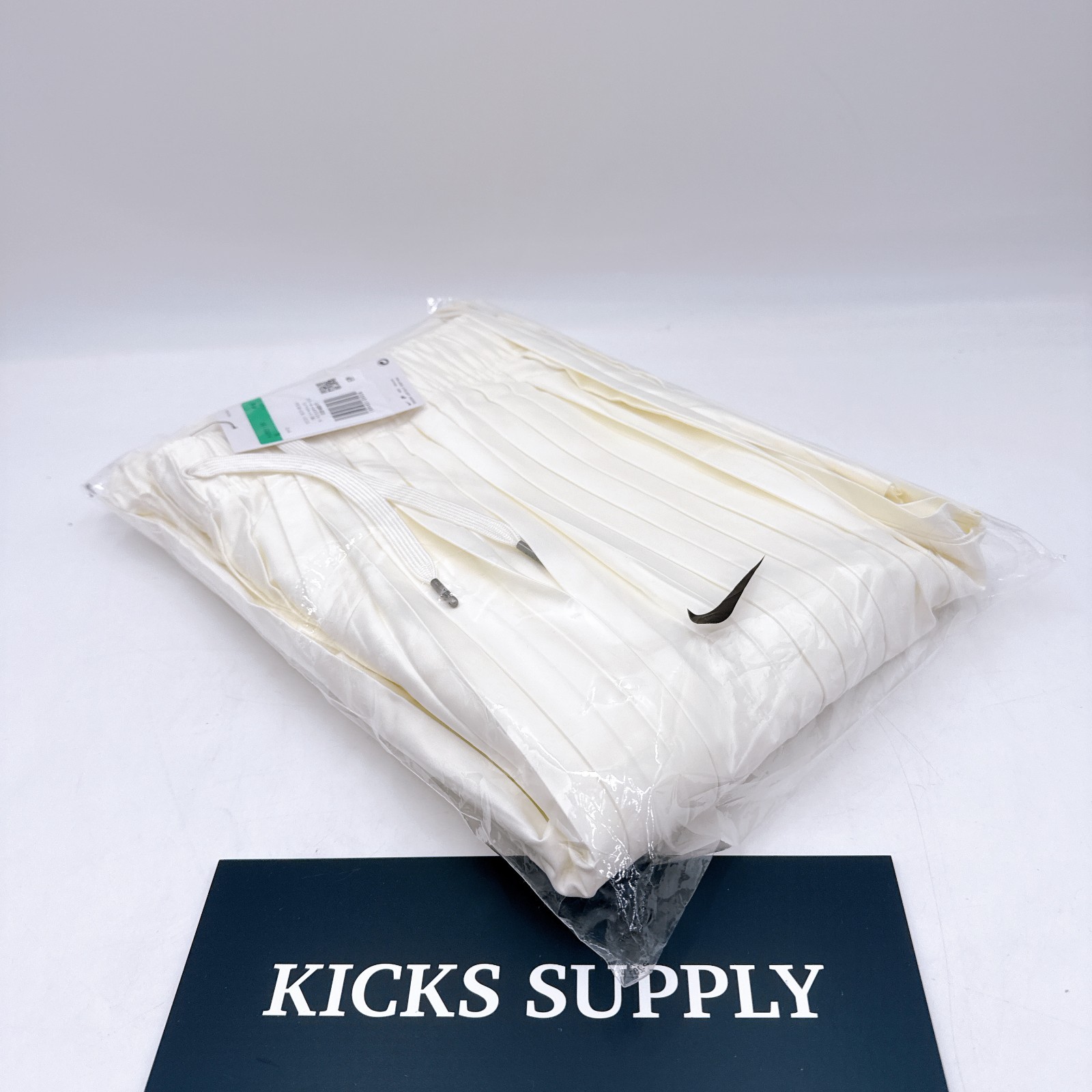 Nike Women’s Mid Rise Pleated Track Pants Satin Drape HJ0521-010 XS-2XL White