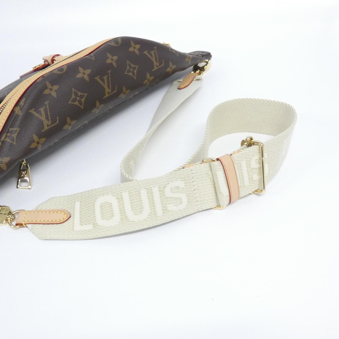 Authentic Louis Vuitton Monogram High Rise M46784 Bag #230-000-235-9358