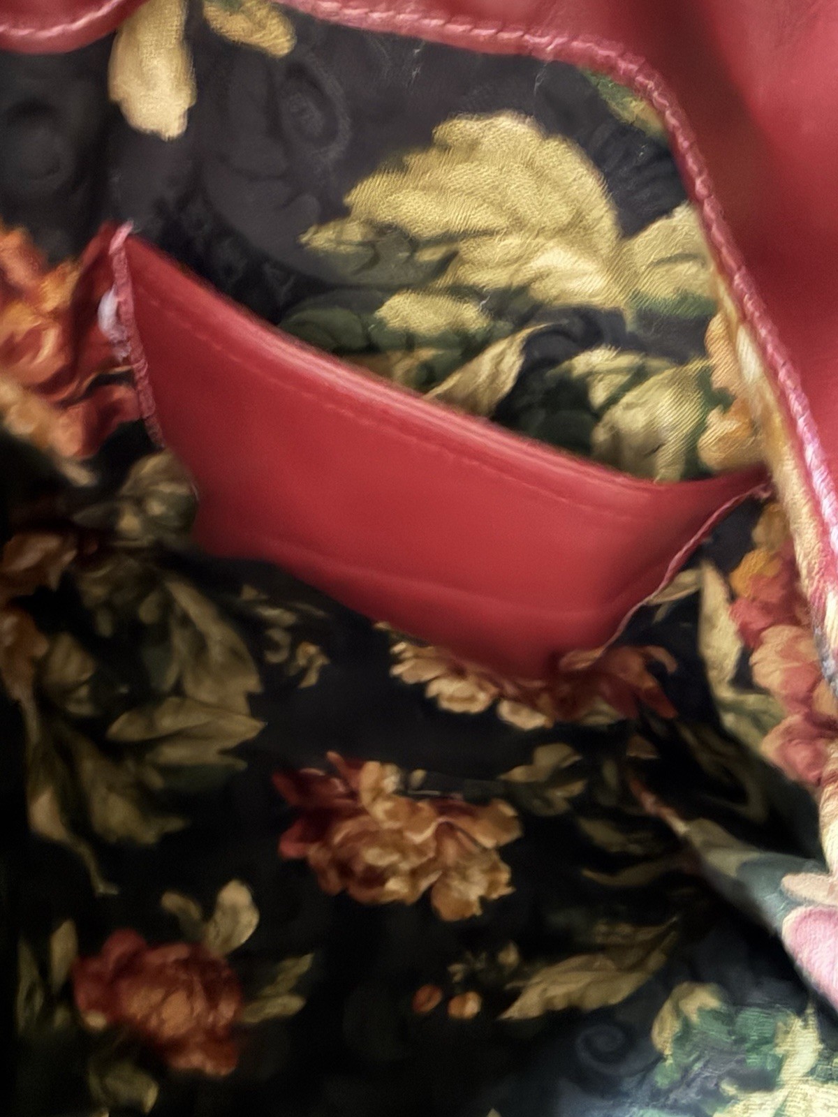 Designs by Judy Burgandy handbag new without tags..Floral tapestry lining