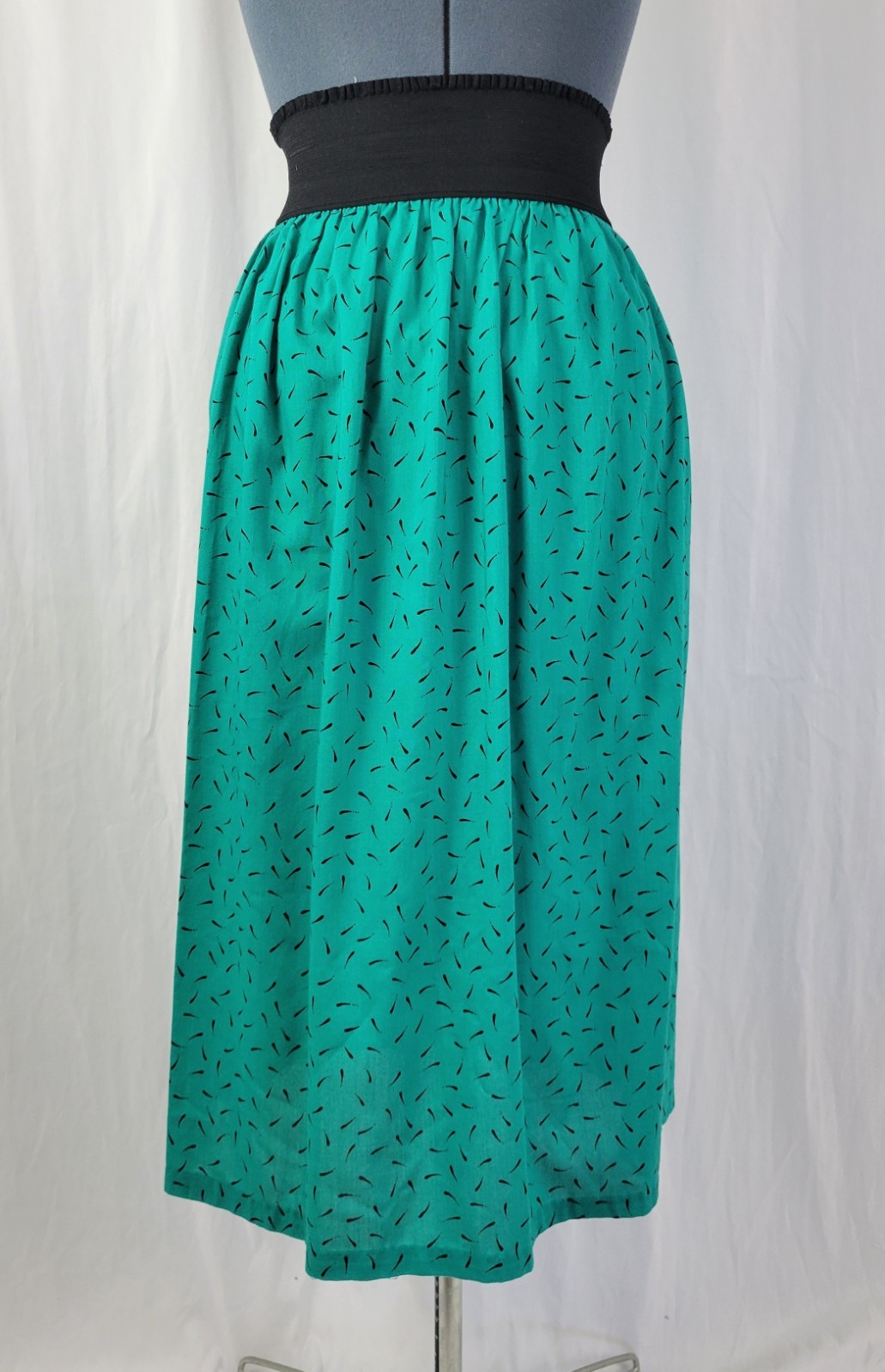 Vintage Wide Black Elastic Waistband Skirt w Teal Green Patterned Skirt Size 9