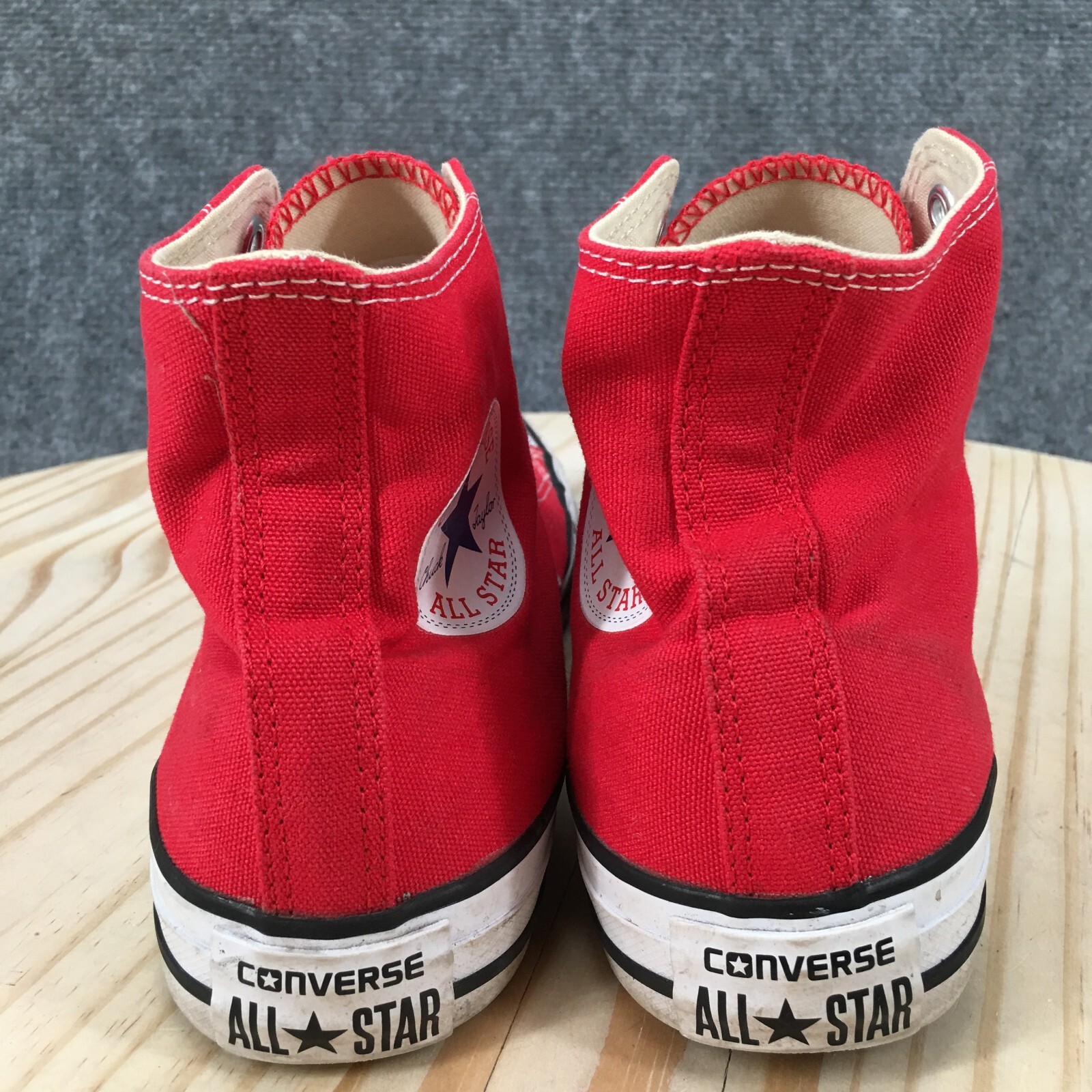 Converge Shoes Womens 8 CTAS Cap Toe Hi Top Sneakers W9621 Red Canvas Lace Up