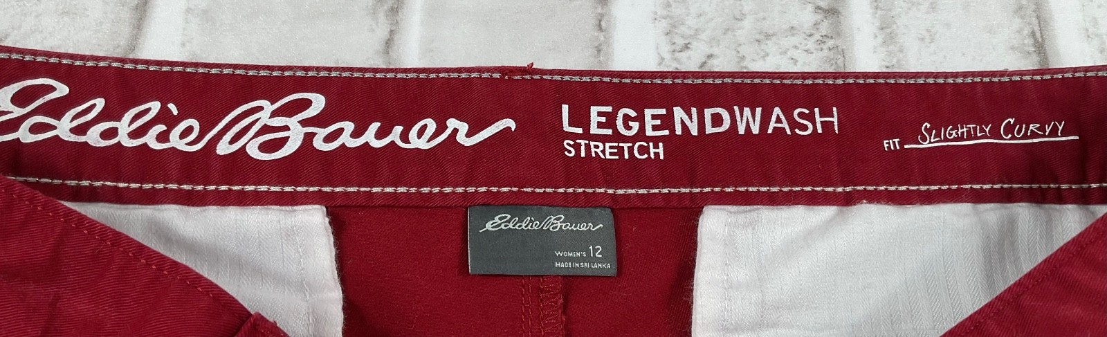 Eddie Bauer Shorts Womens Sz 12 Red Legend Wash Slightly Curvy Stretch Pockets