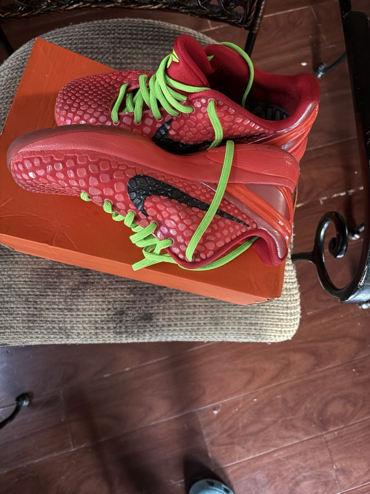 kobe 6 reverse grinches, red, US 4.5, used, good condition, with original box