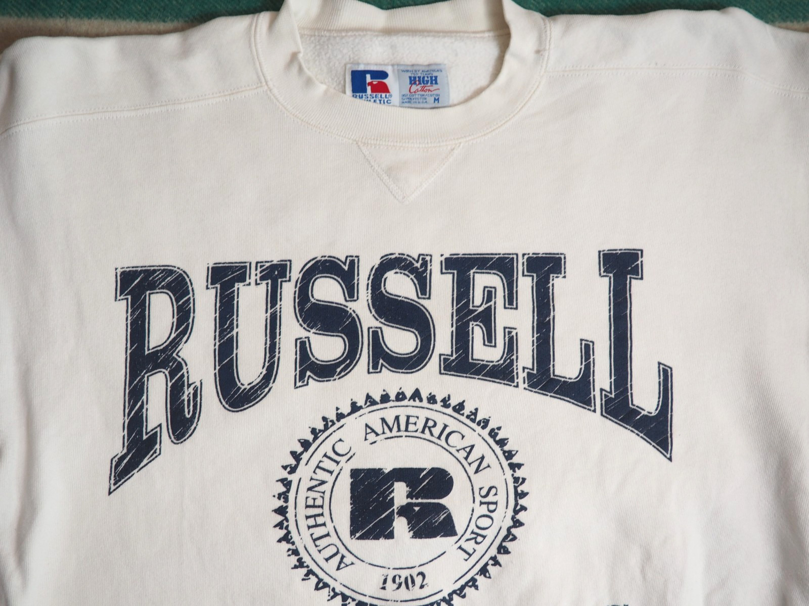 VTG 90s Russell Athletic Spellout Baggy Logo USA White Pullover Sweatshirt Men M
