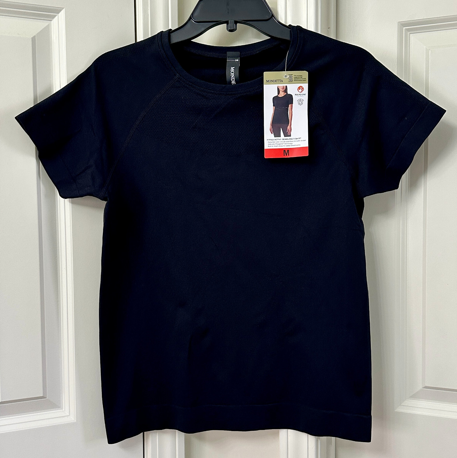 Mondetta Women’s Short Sleeve Seamless Tee, Black